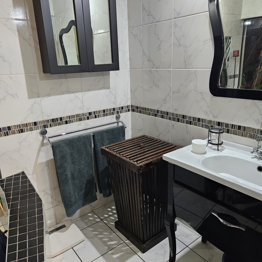 3 Bedroom Property for Sale in Jim Fouchepark Free State